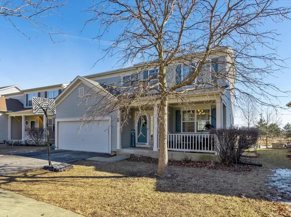 2642 Pecos Cir, Montgomery, IL 60538