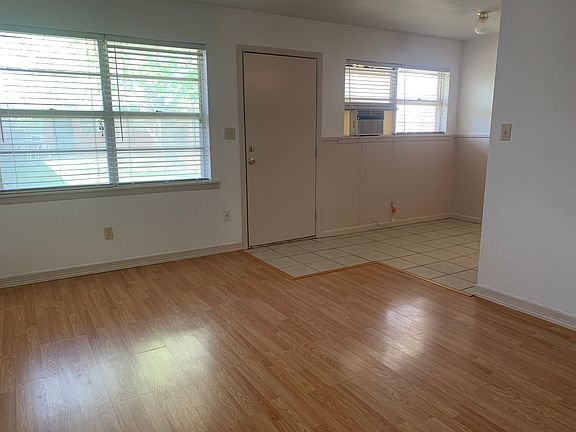 5th image of 1221 West St #9