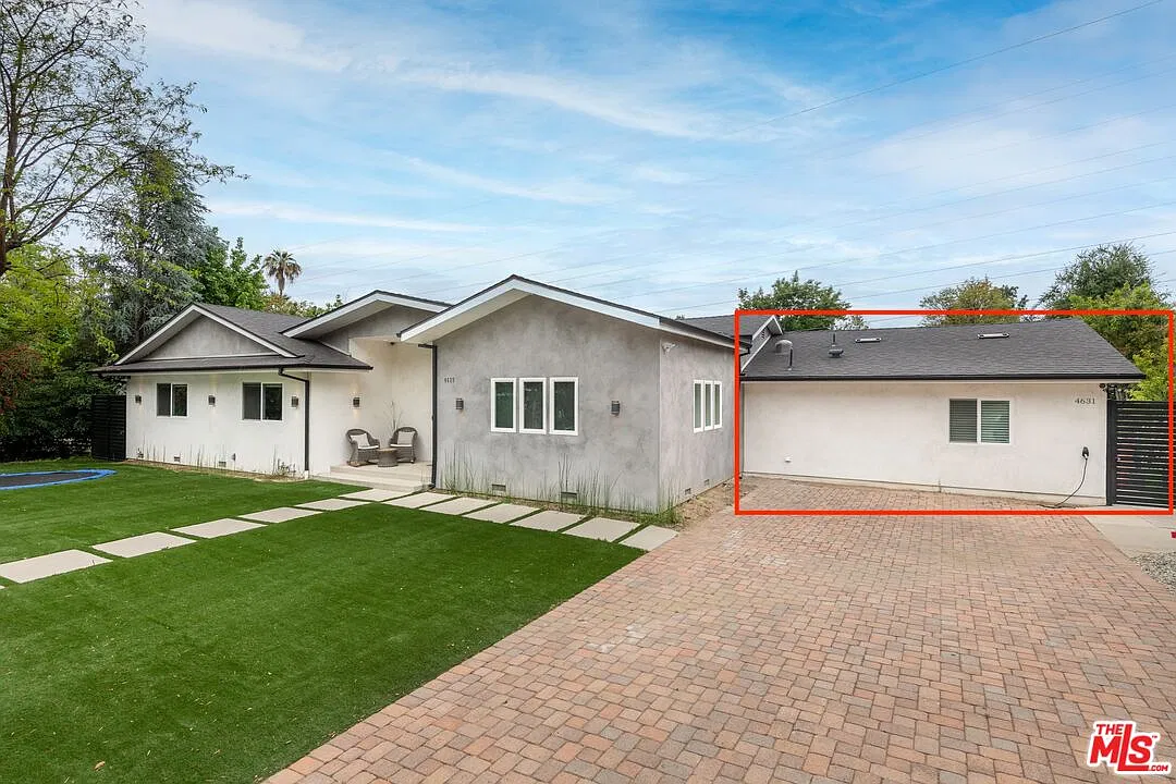 1 bed, 1.0 bath, 500 sqft, $2,000 — Photo 1