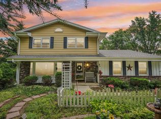 18815 W Observatory Rd, New Berlin, WI 53146