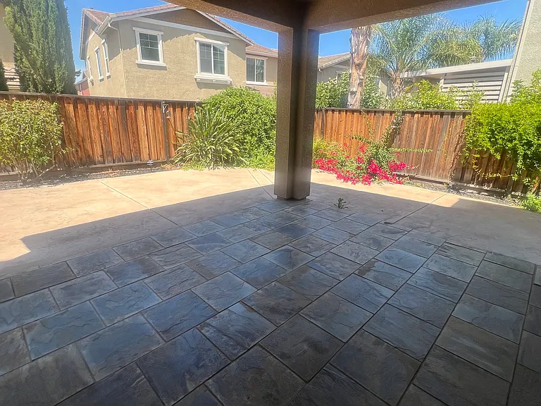 155 W Ladd Dr — Photo 38