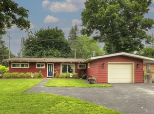 917 Atlantic St, Milford, MI