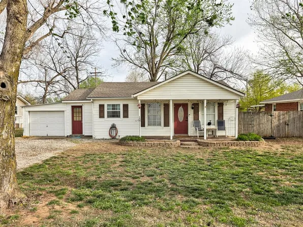 405 W Main St, Jones, OK 73049