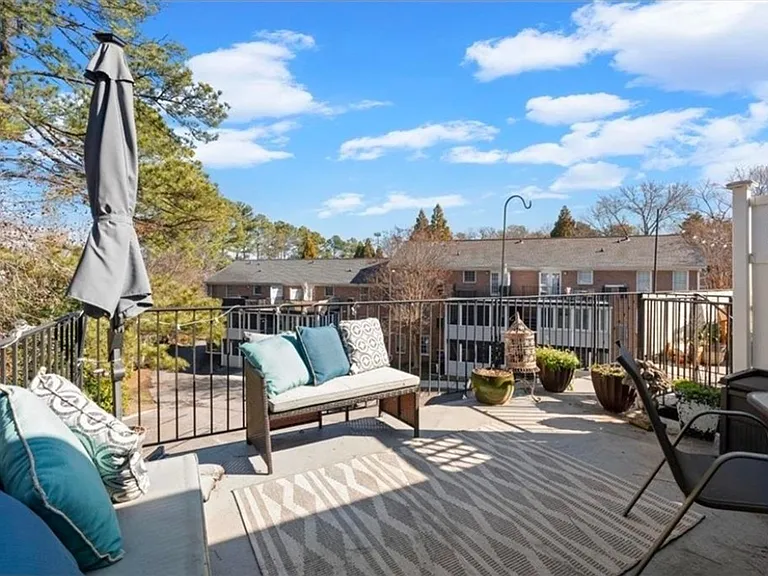 1101 Collier Rd NW #T5 — Photo 13