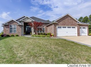 4908 Eden Ct, Springfield, IL 62711