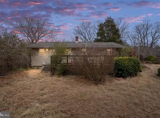 742 White Oak Rd, Fredericksburg, VA 22405