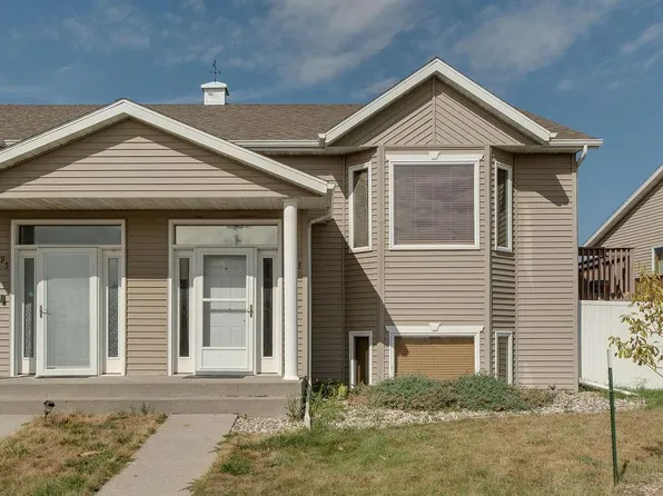 4793 Harvest Dr S, Fargo, ND 58104