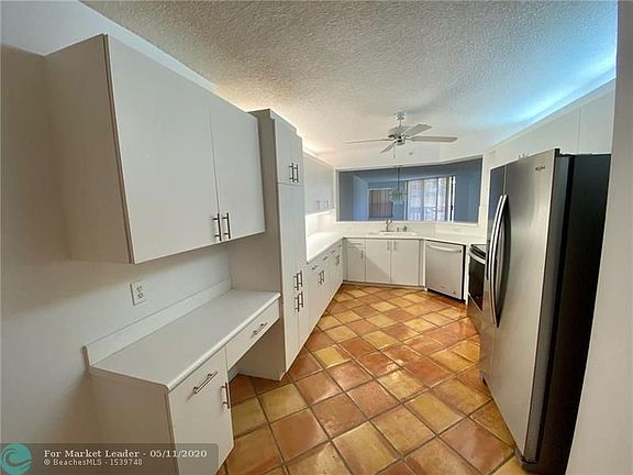 4th image of 7646 Granville Dr #212