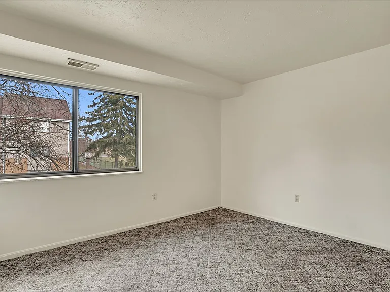 Chippewa Village Apartments Convenient Living in Beaver Falls, PA — Photo 32
