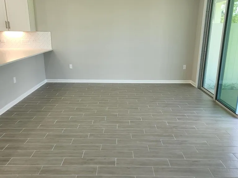 118 Pinebury Lane St — Photo 8
