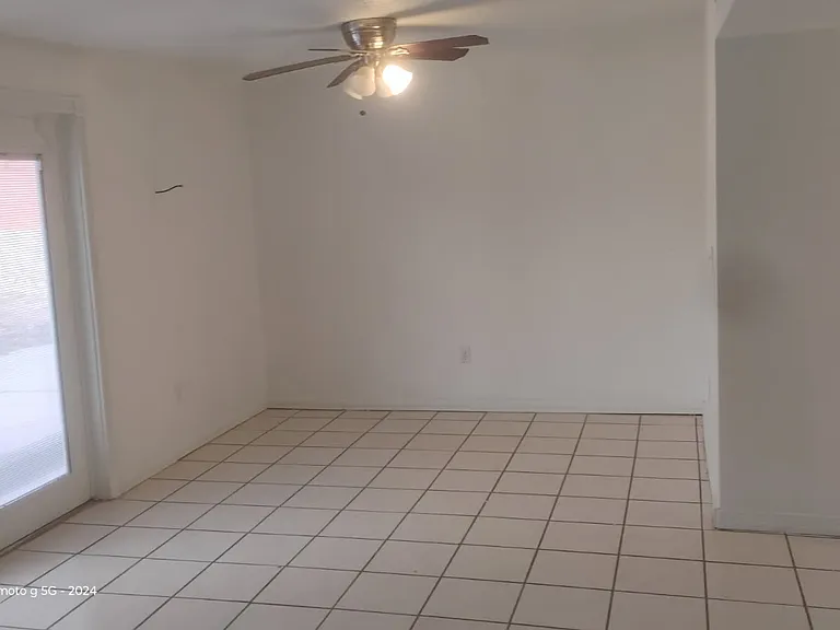 8417 Reindeer Ave — Photo 6