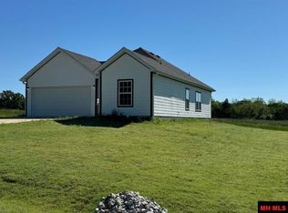 136 N Section Line Dr, Cotter, AR 72626