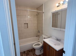214 E. Hyde Park Blvd, Inglewood, CA 90302