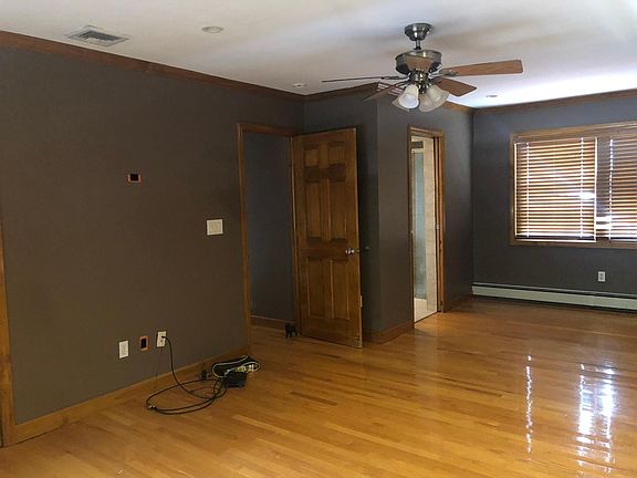 2nd image of 2354 Wantagh Ave #2