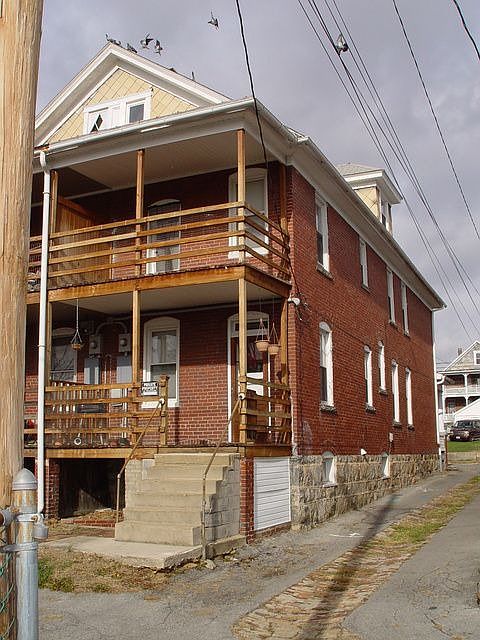 2nd image of 622 Shriver Ave