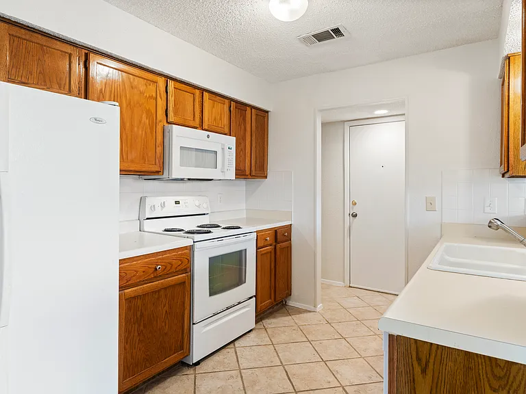 7591 Tournament Rd — Photo 10