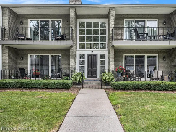 1115 N Old Woodward Ave Unit 65, Birmingham, MI 48009