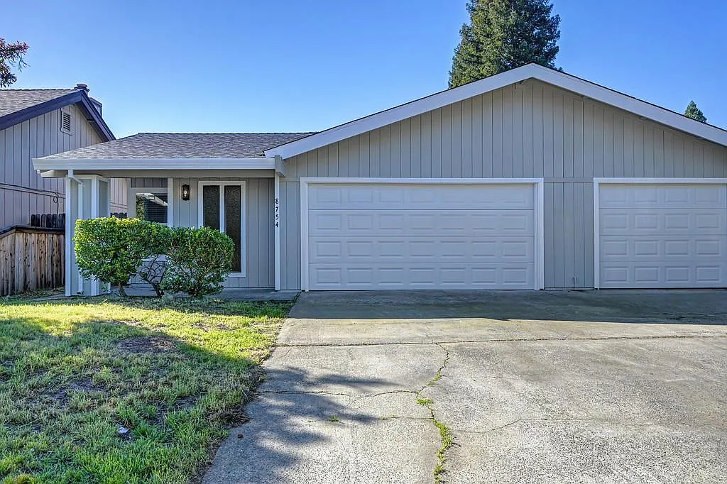 8754 Mellowdawn Way photo 1