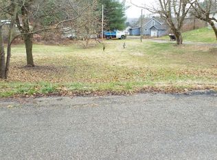 Frank St, Nelsonville, OH 45764