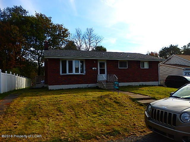2nd image of 608 Carleton Ave