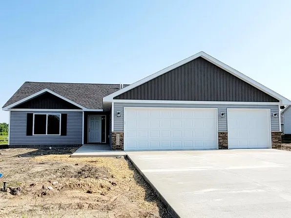 804 12th St SE, Waseca, MN 56093