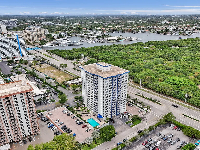 3000 E Sunrise Blvd #14F — Photo 6