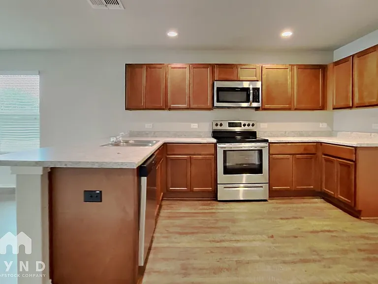 3704 Colemans Run — Photo 6