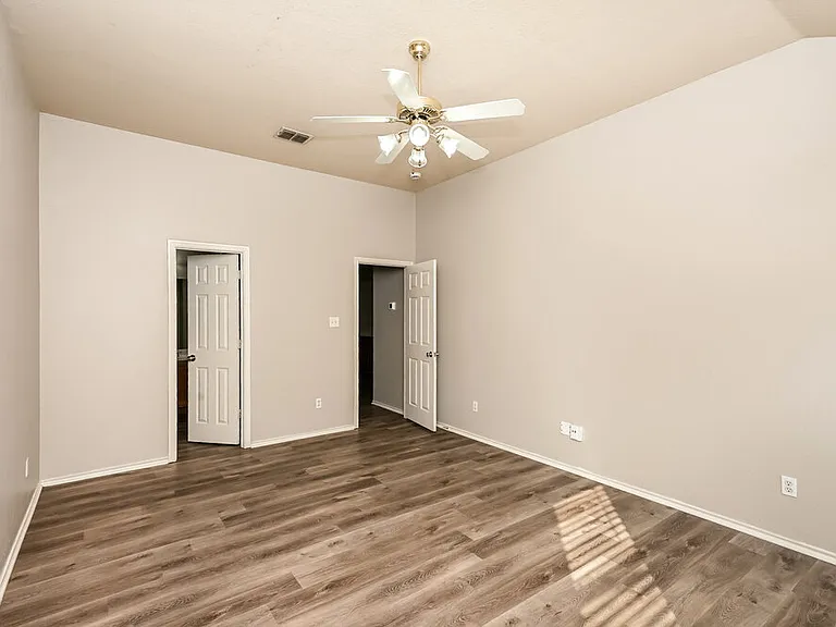 9268 Saint Martin Rd — Photo 10
