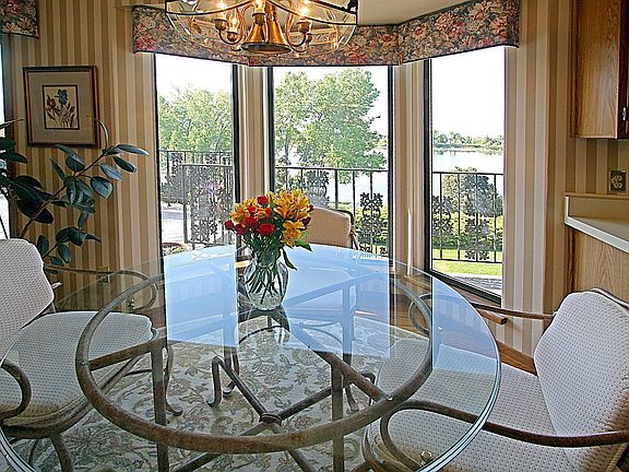 Eating Space with Lake View