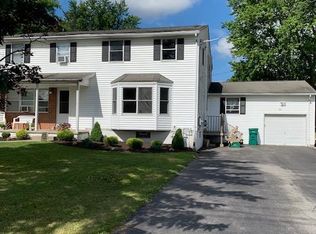 5092 Kraus Rd, Clarence, NY 14031