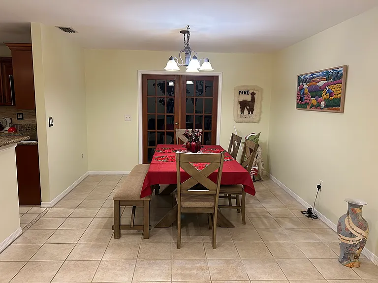 8233 Cypress Lake Dr — Photo 5