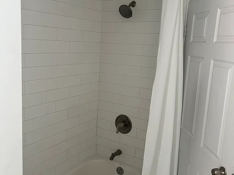 424 E Girard Ave #2 — Photo 12