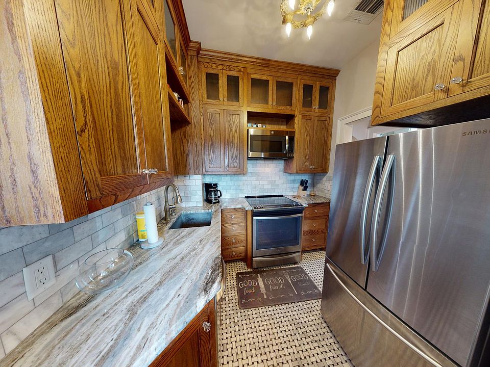 1st image of 121 Park Ave APT 2