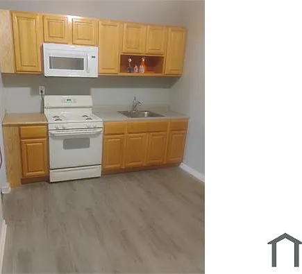 1014 Line St — Photo 3