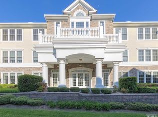 609 Four Seasons Ln, Montvale, NJ 07645