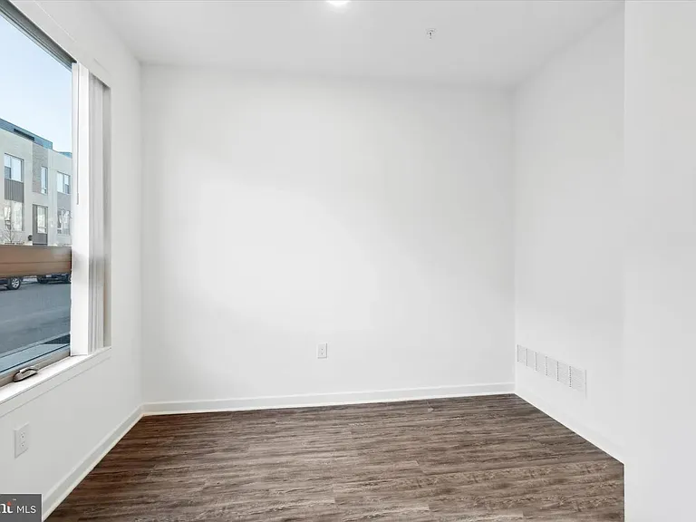 3127 Beachview Ln — Photo 20