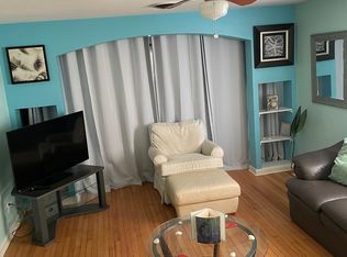 5119 Avenue Q1/2, Galveston, TX 77551