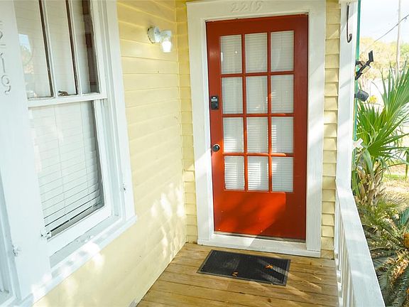 2nd image of 2219 37th St