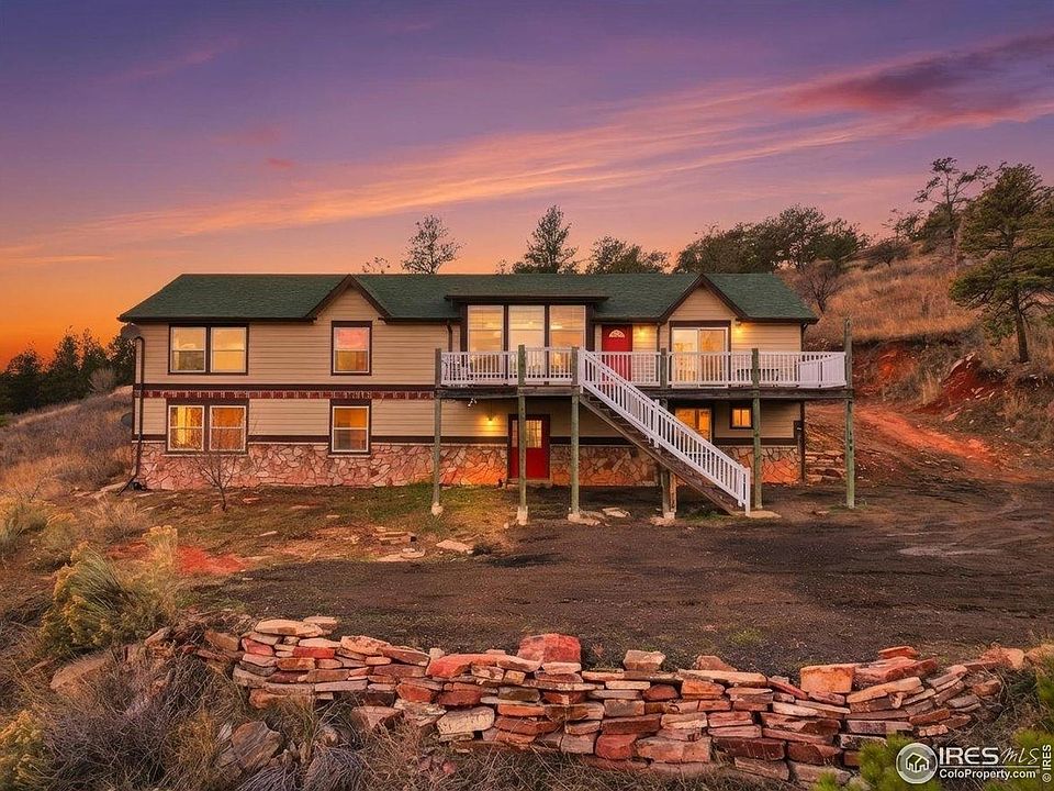 1st image of 109 Lakritz St