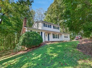 158 Pioneer Dr, Mount Airy, NC 27030
