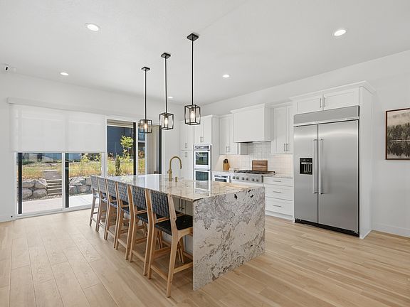 5th image of 2144 N Coyote Bend Way