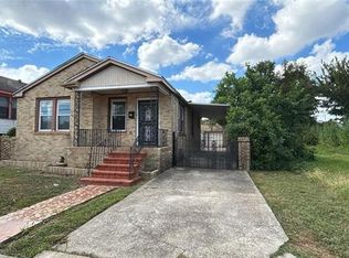 2026 Clouet St, New Orleans, LA 70117
