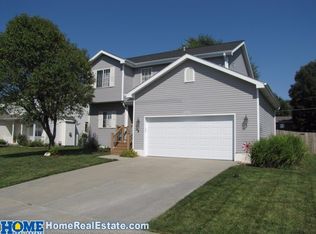 10740 N 136th St, Waverly, NE 68462