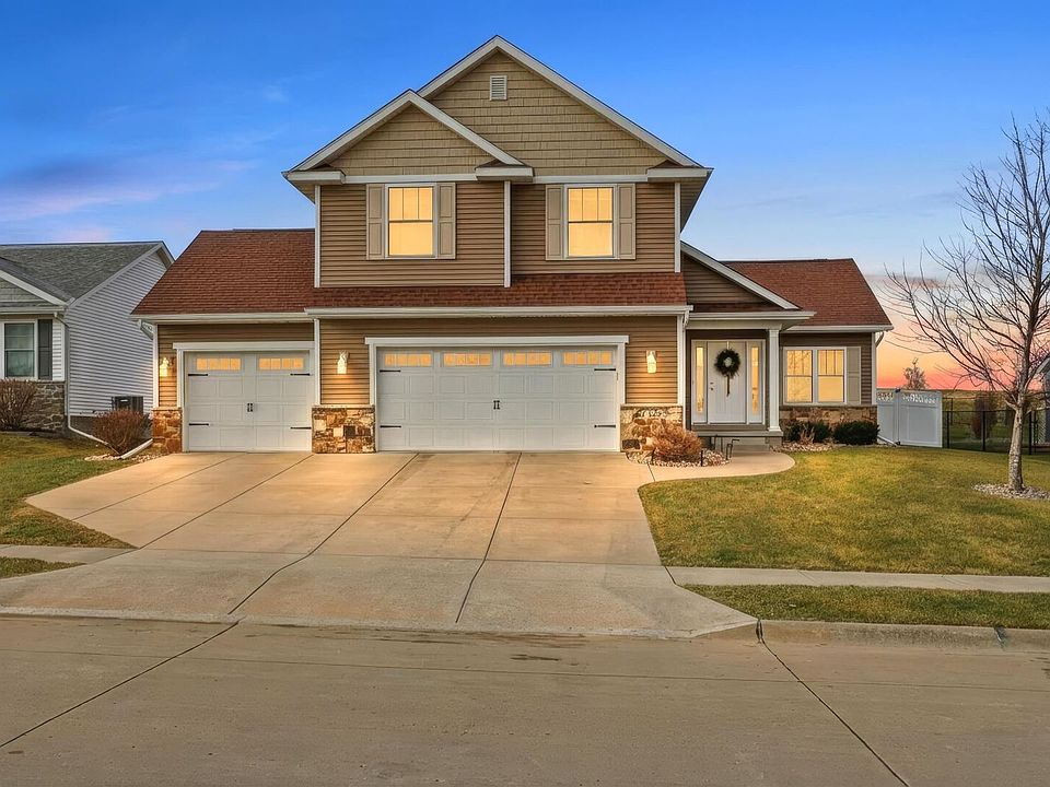 1st image of 6326 Lillie Ave