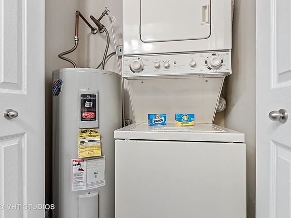 5th image of 1531 Westminster Dr #108