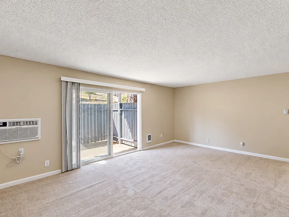 445 Ignacio Blvd #250