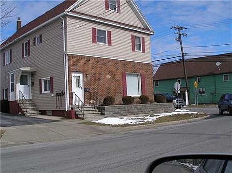 1st image of 105 Sawyer Ave