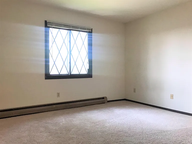 2373 Chalet Gardens Rd #3 — Photo 12