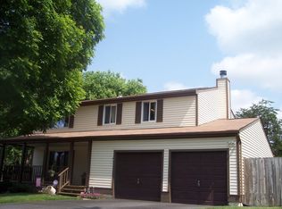 13585 Rush Dr, Woodbridge, VA 22192