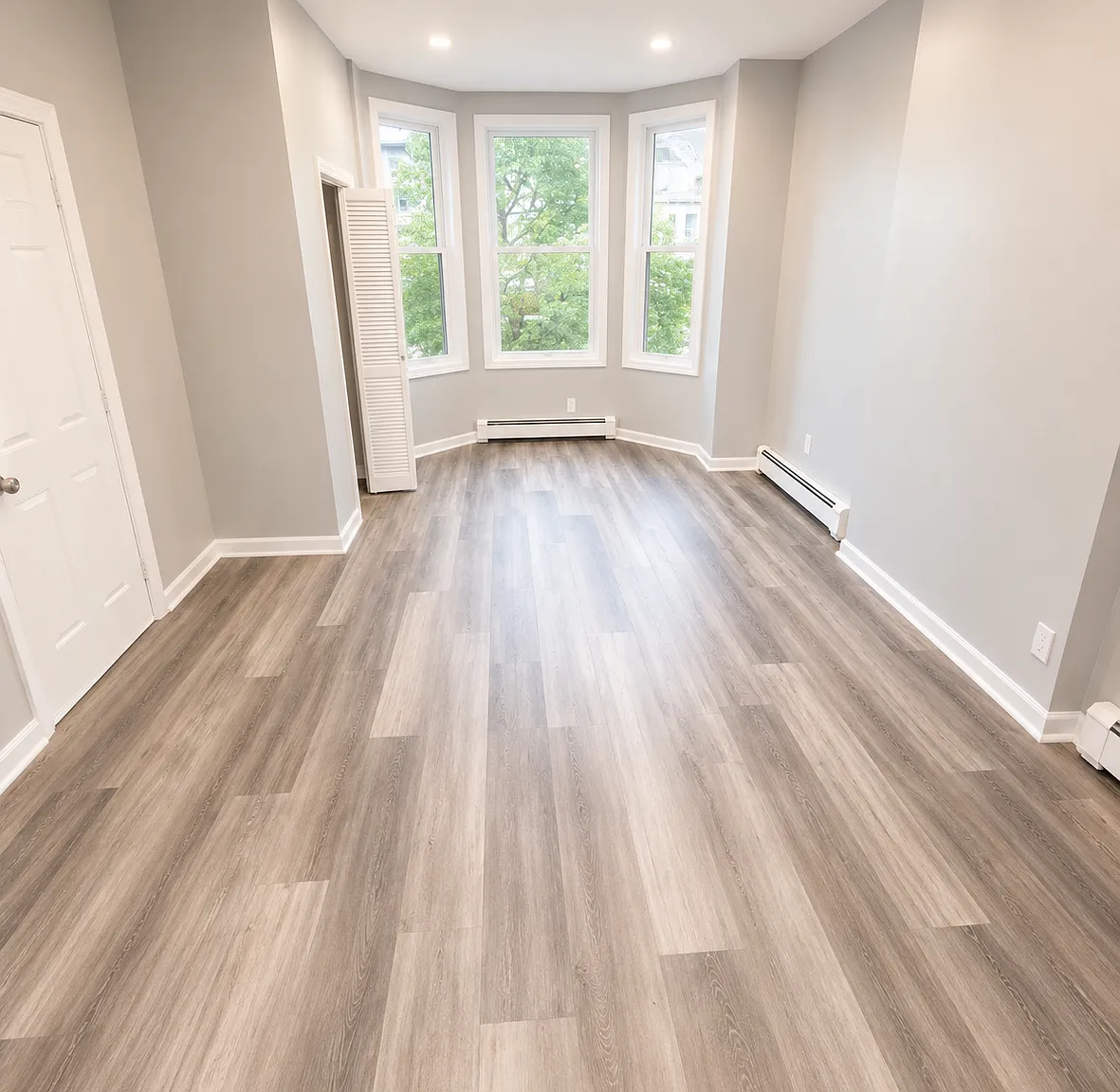 3 bed, 700 sqft, $1,995 — Photo 3
